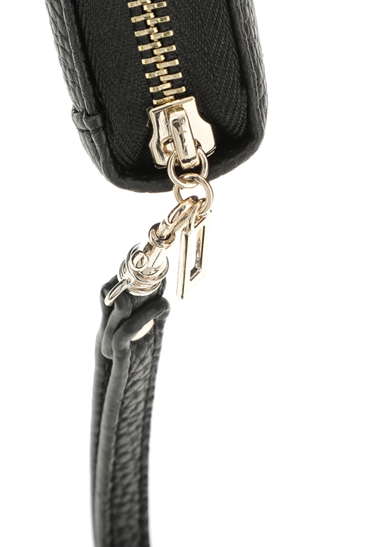 GUESS-Γυναικείο πορτοφόλι με φερμουάρ Guess BOBBI LARGE μαύρο